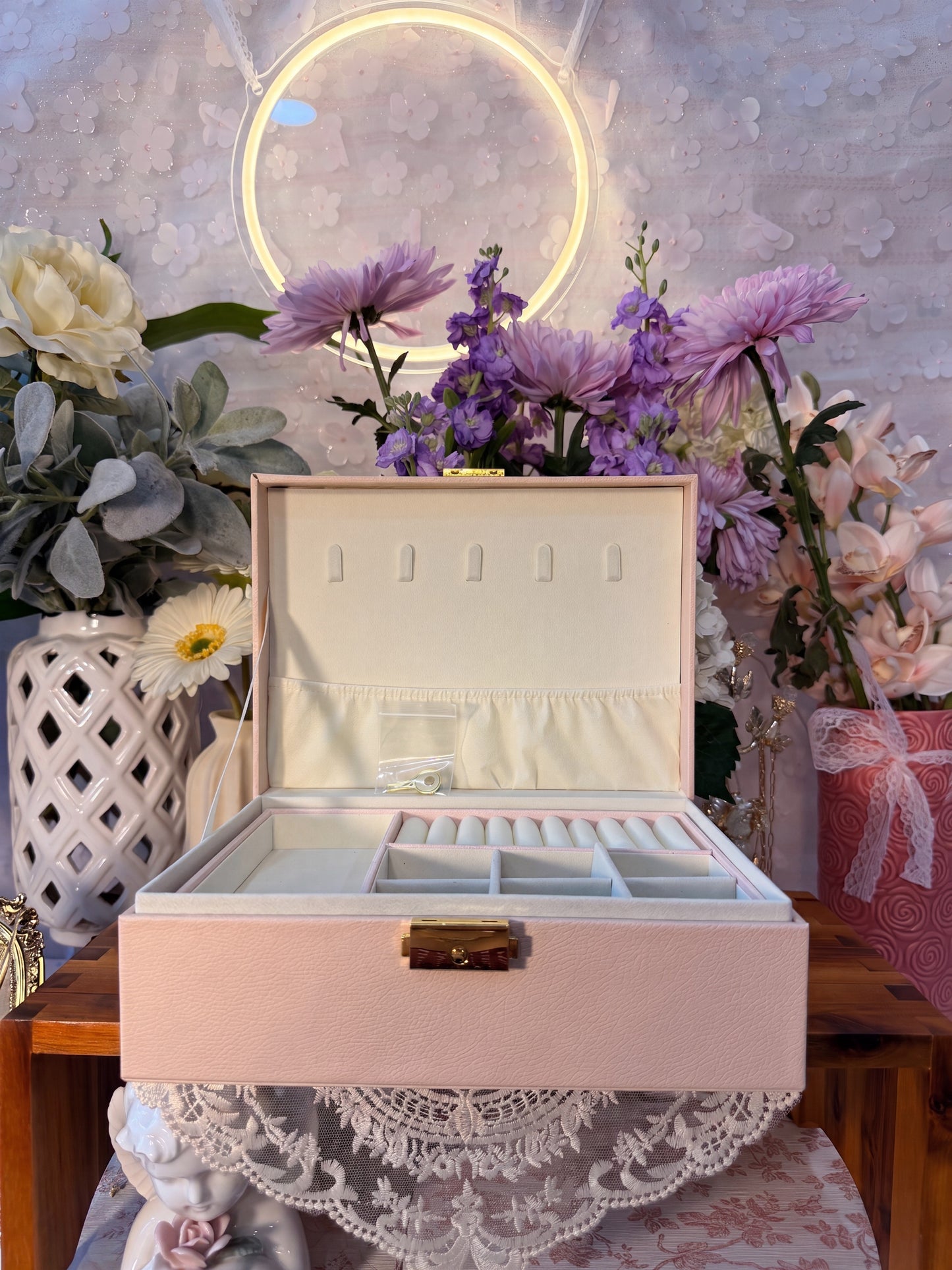 Large jewelry box